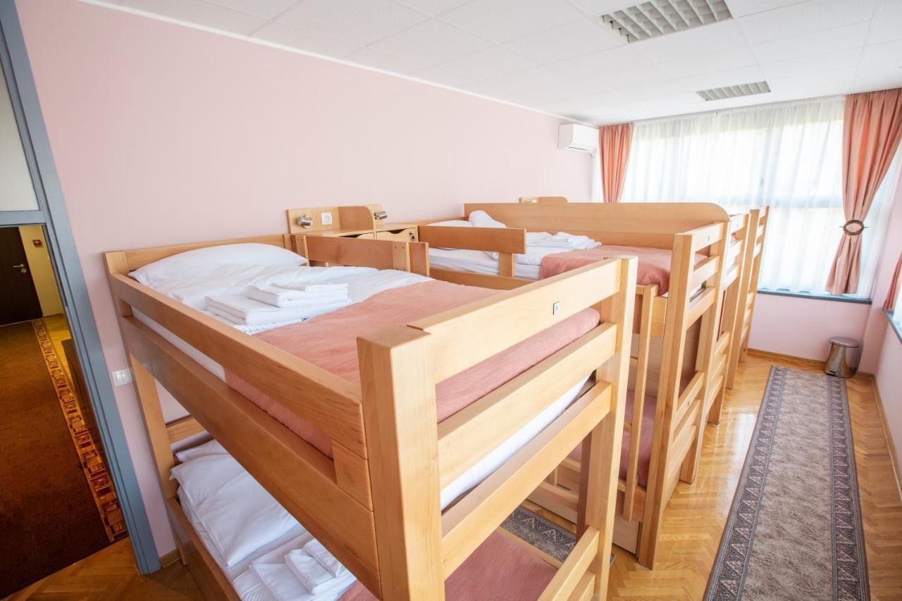 בלגרד Hostel Amd מראה חיצוני תמונה
